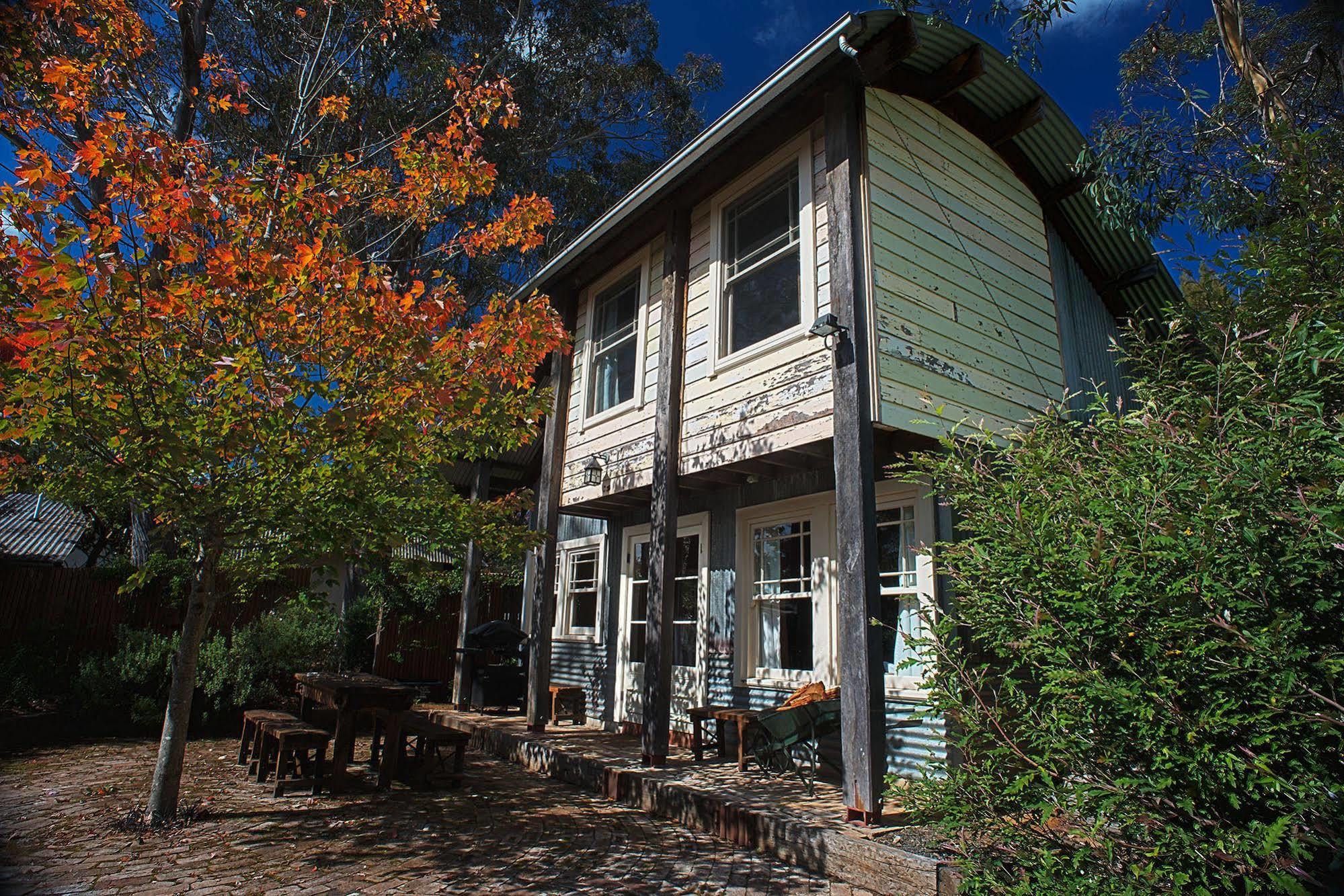 Old Leura Dairy Hotel Bagian luar foto